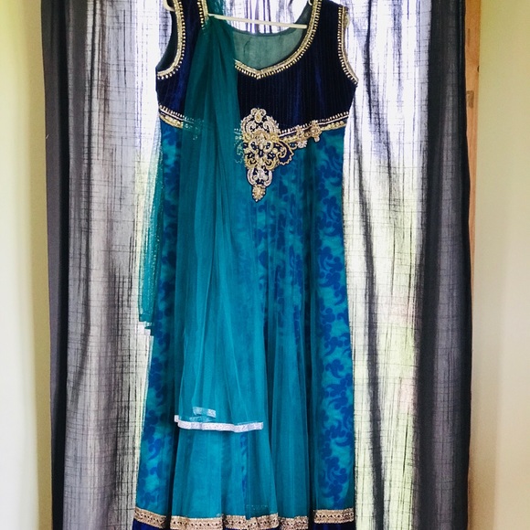 Indian Analkari dress - Picture 3 of 3
